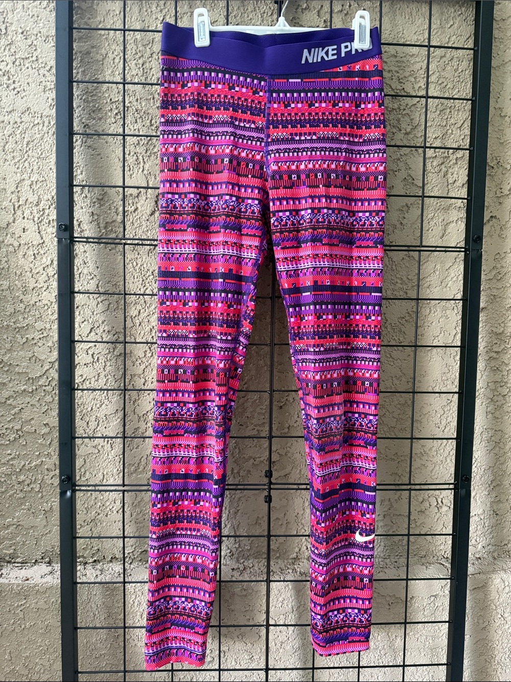 Nike Pro Pink & Purple Patterned Leggings
